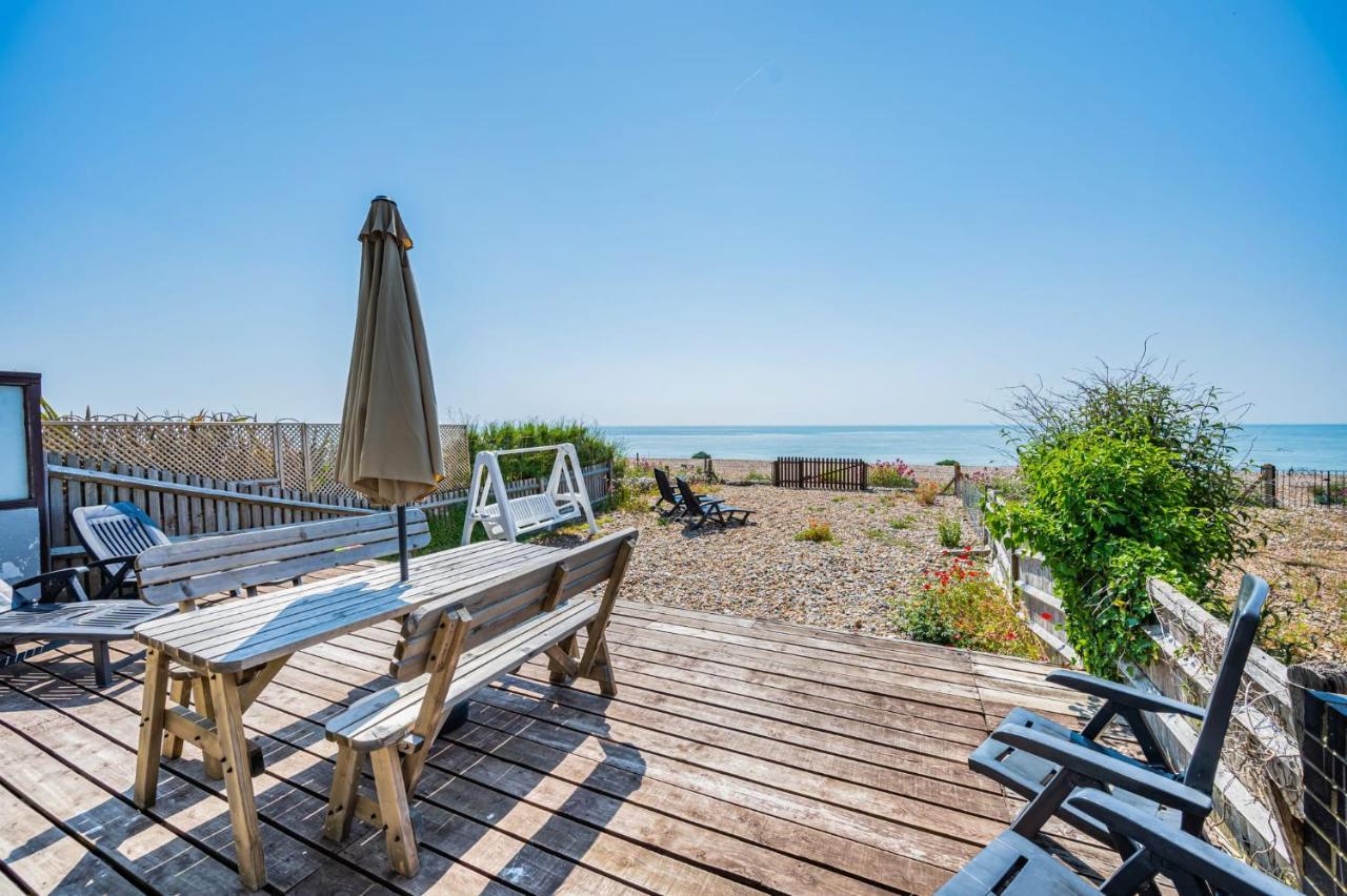 Pebble Paradise Beachfront Family Getaway Pevensey Exterior photo
