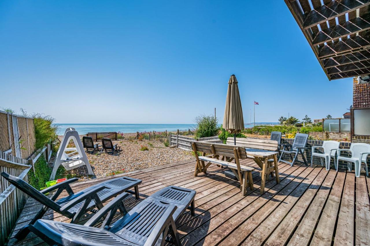 Pebble Paradise Beachfront Family Getaway Pevensey Exterior photo